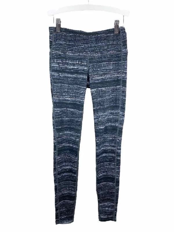 Athleta Women's Dash-Print 7/8 Leggings Black/Grey Size XXS Stylish High-Waisted Leggings Athleta Women's Dash-Print 7/8 Leggings Black/Grey Size XXS Stylish High-Waisted Leggings