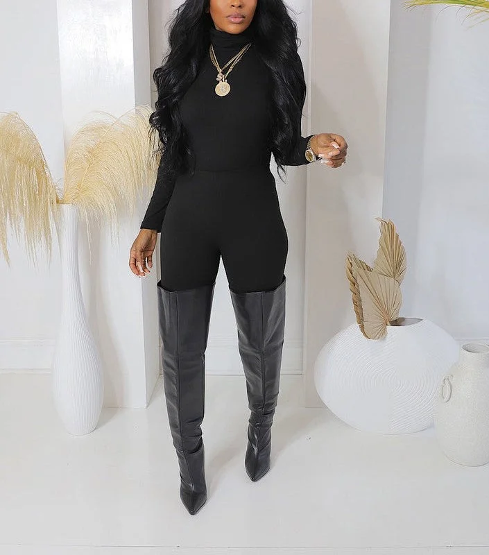57025XP-MOCK NECK TOP & LEGGINGS SET (PLUS) Trendy Cut-Out Activewear Leggings