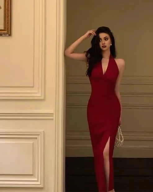 Deep V Neck Red Sheath Long Prom Dress With Slit Halter Evening Party Dress Tunics Handmade artisanal Deep V Neck Red Sheath Long Prom Dress With Slit Halter Evening Party Dress Tunics Handmade artisanal
