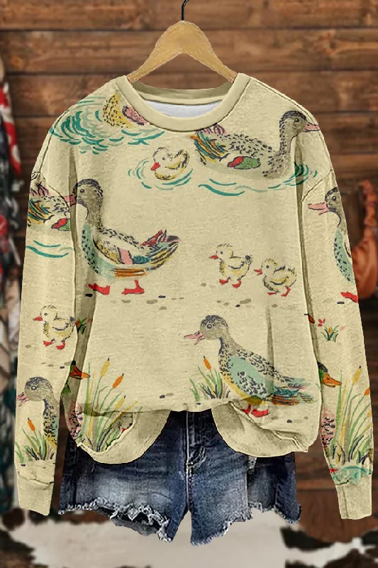 Retro Wild Ducks Print Sweatshirt Hoodie with Illustration Artistic Creative