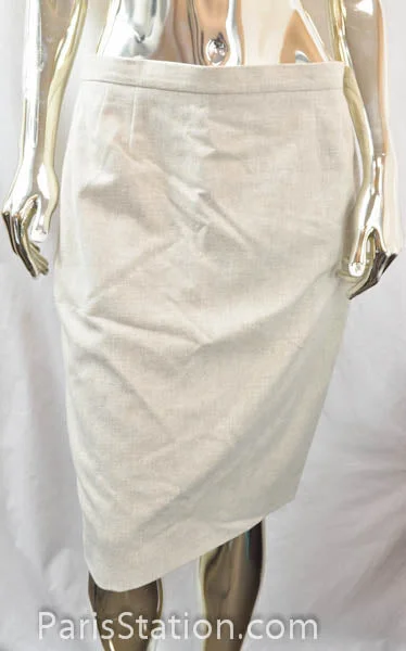 Escada Beige Skirt Size 40 wool skirt breathable