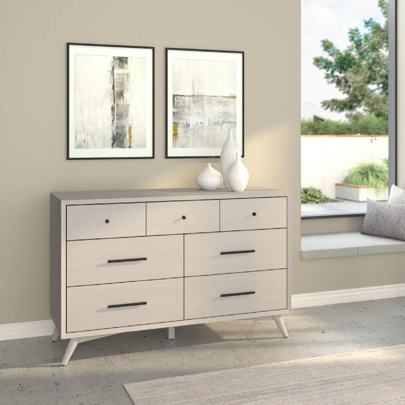 Flynn Dresser, Gray Tunics Brand named