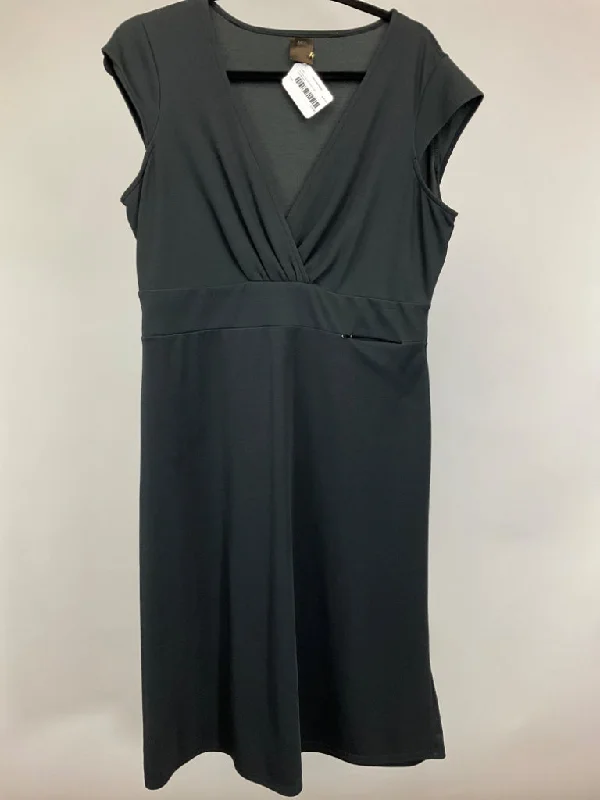 REI BLACK ATHLETIC DRESS SZ MED Tunics Exclusive limited
