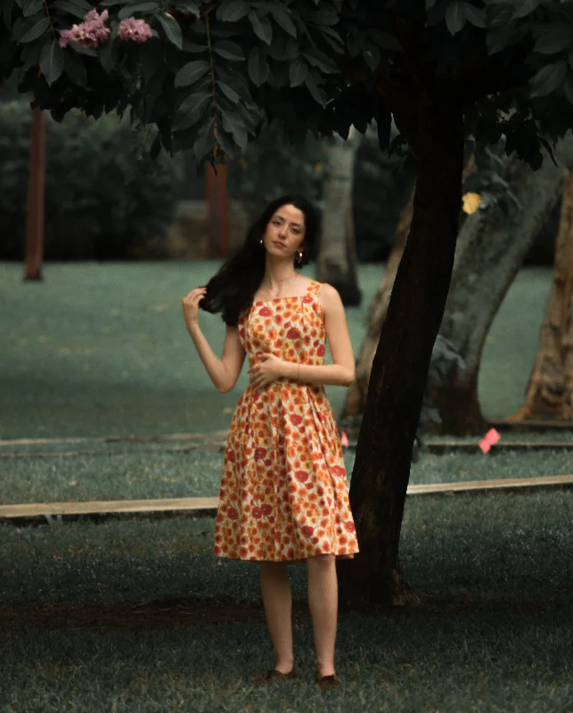 1950s/60s cotton poppy print fit and flair day dress, small-med Tunics Fall fleece