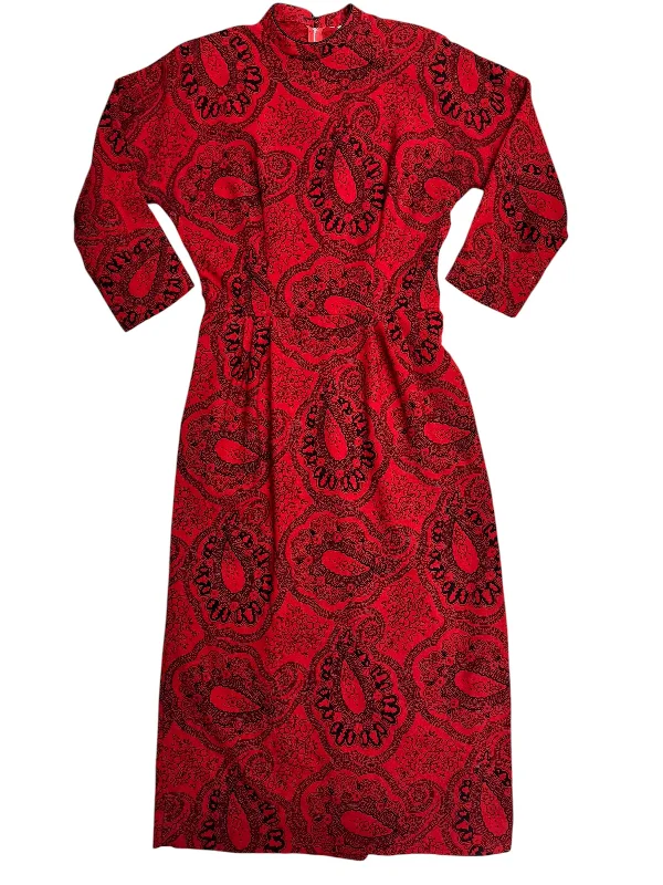 1950s Red Paisley Wiggle Dress M Tunics Versatile stylish