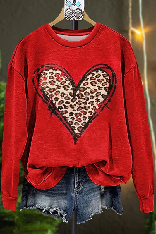 Classic Contrast Leopard Print Heart Valentine's Day Sweatshirt Hoodie with Drop Shoulder Relaxed Streetwear
