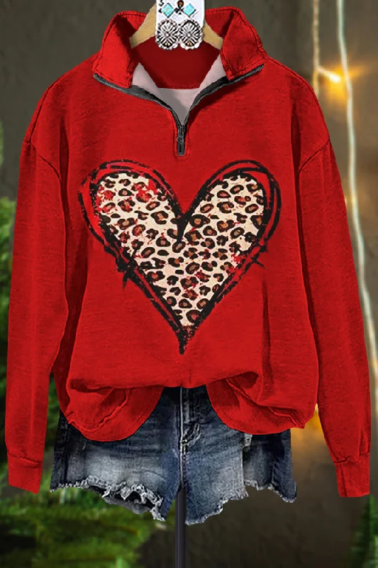 Classic Contrast Leopard Print Heart Valentine's Day Sweatshirt Hoodie with Set-In Sleeves Structured Classic