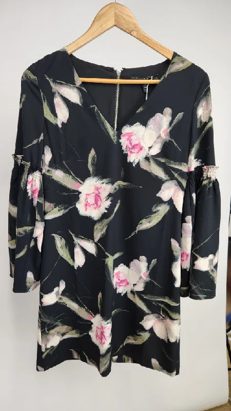 WHBM BLK & FLORAL DRESS SZ 2 Tunics Favorite customer