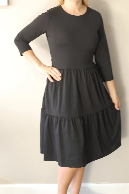 Tiered Swim Dress in Black Shift Classic Vintage