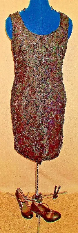 Exquisite Vintage Black Lace & Beadwork textured dress. size 10-